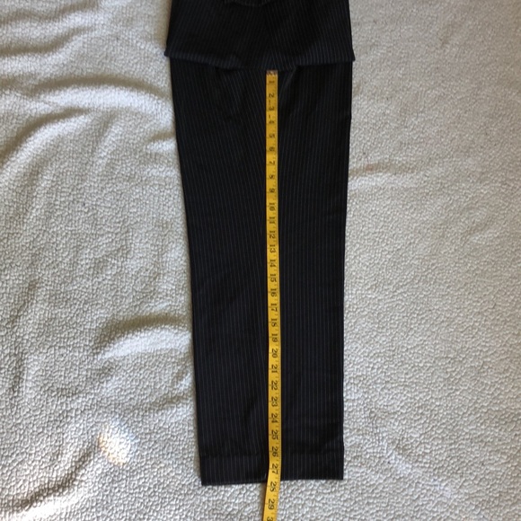 10 / $10 Larry Levine women’s pant - Picture 6 of 8